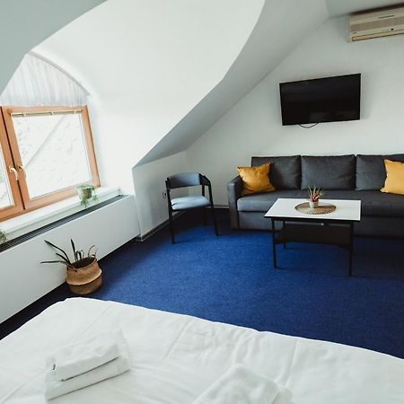 Hotel U Racka Ostrožská Nová Ves Extérieur photo